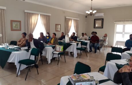 Empowering Entrepreneurs for Global Trade Through Digital Marketing Empowering Entrepreneurs for Global Trade Through Digital Marketing