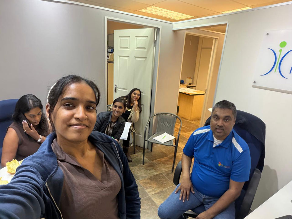 AI and LinkedIn Training On-Site at ONE STOP HR Solutions
